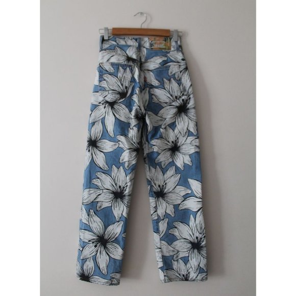 Levi's x Farm Rio Ribcage Cropped Jeans Tropical Flower- Light Wash Size 23 - Picture 5 of 9